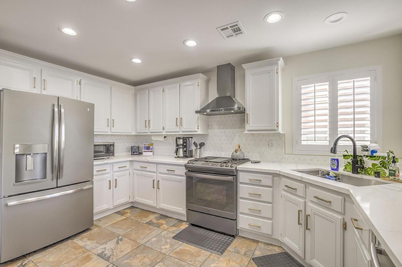 Buddha Gem, Central 6 Bed Room Luxury Home With Pool Hot Tub Game Room And Much More Las Vegas Esterno foto
